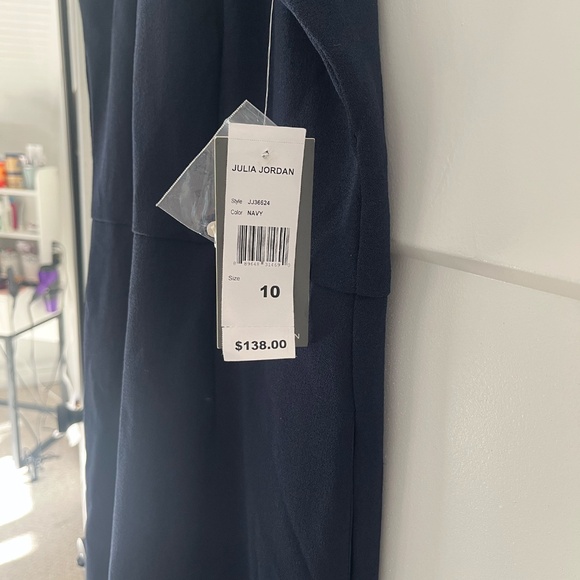 Julia Jordan Womens Halter Twist Neck Jumpsuit Navy 10 Pockets MSRP $138 NWT - Picture 4 of 14